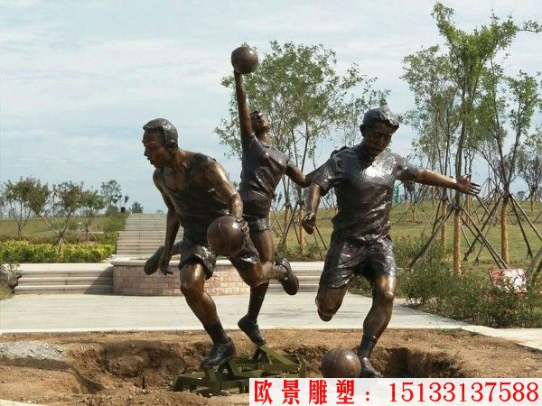 打篮球人物铜雕塑，校园操场雕塑